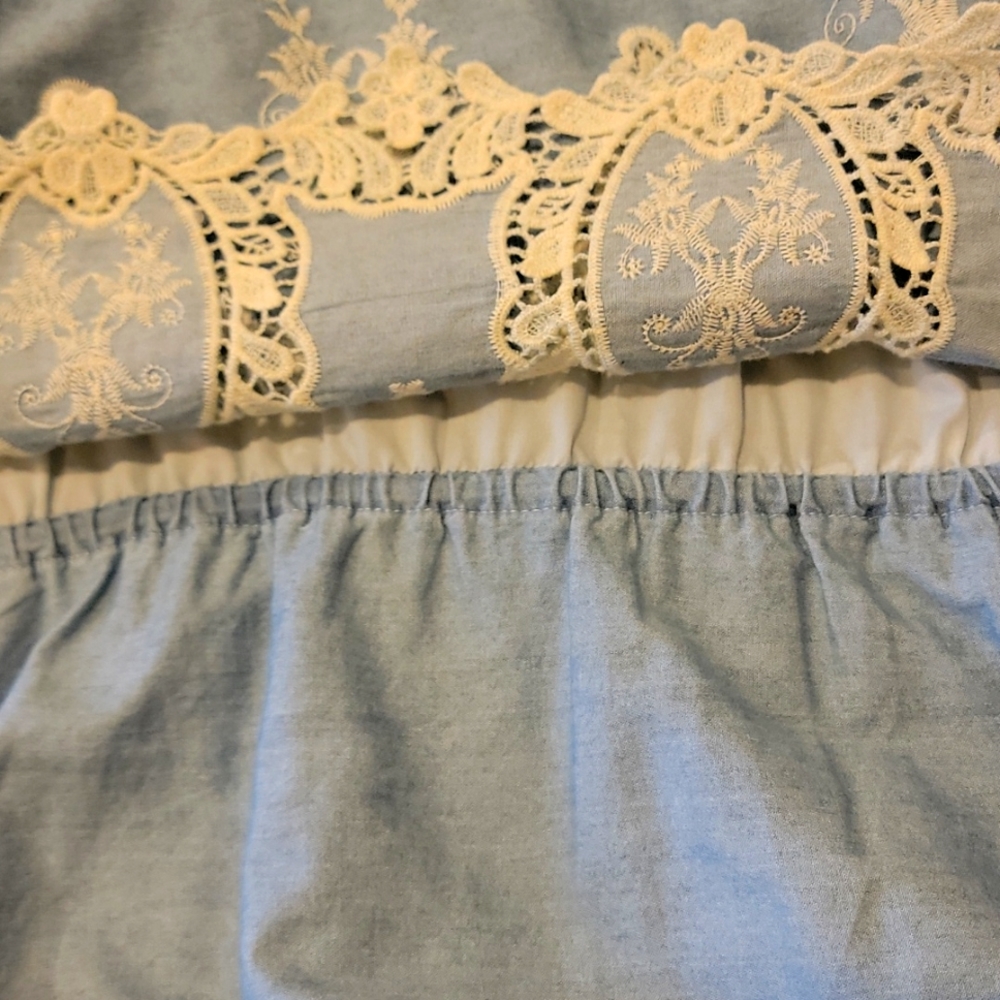 Maison Jules Popover Chambray  Dress - Picture 6 of 6